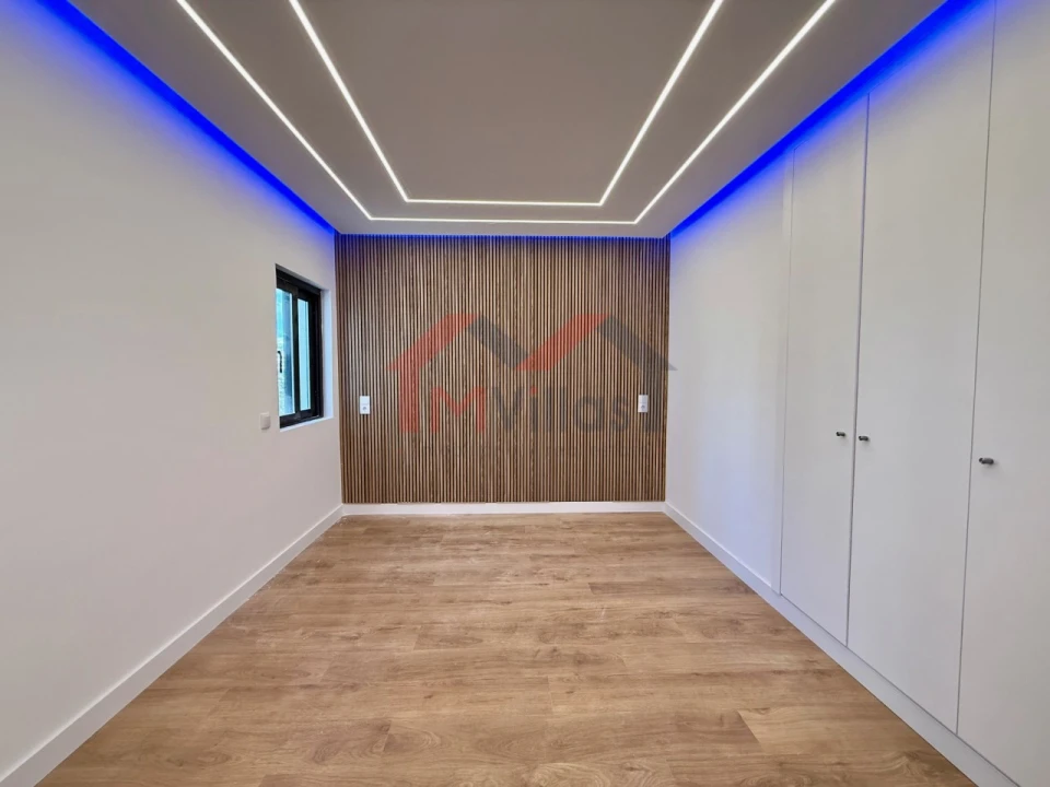 Apartamento T2 para Venda em Quarteira Foto 20