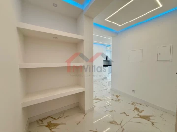 Apartamento T2 para Venda em Quarteira
