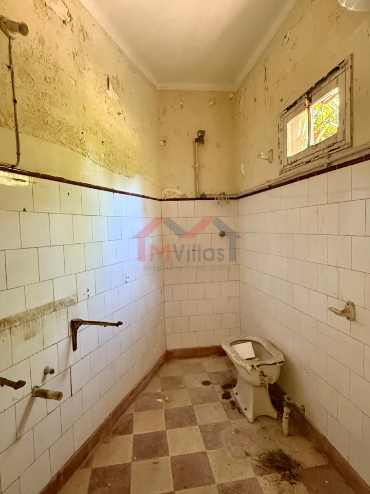 Terreno para Venda em Quelfes Foto 23