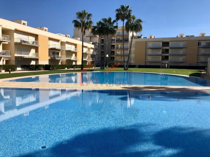 Apartamento T3 para Venda em Quarteira Foto 12