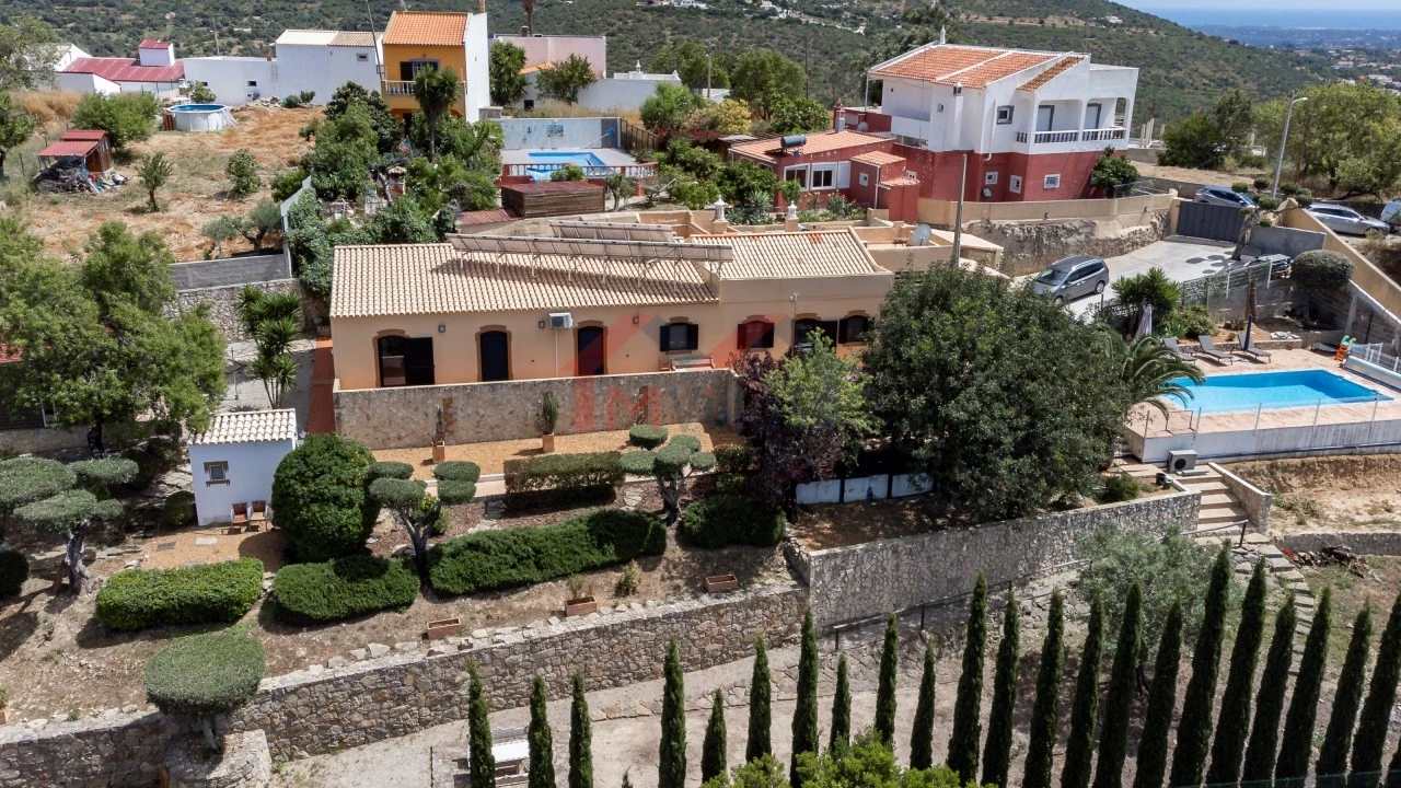 Moradia T3 para Venda em Loule (São Clemente) Foto 1