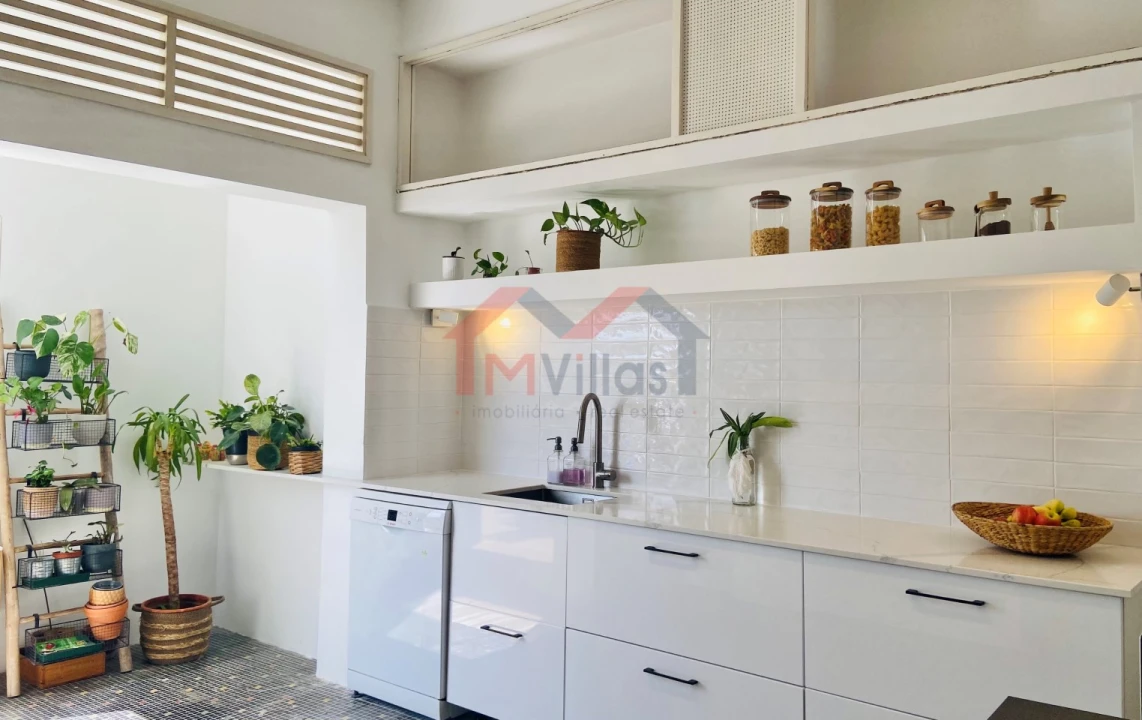 Apartamento T7 para Venda em Loule (São Clemente) Foto 1