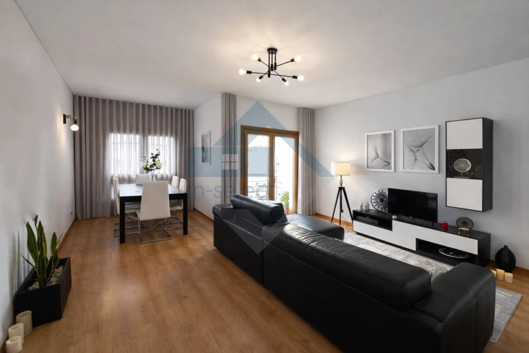 Apartamento T4 para Venda em Loule (São Clemente) Foto 1