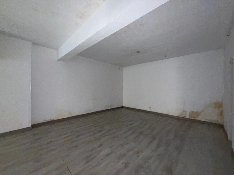 Loja para Venda em Rio de Mouro Foto 5