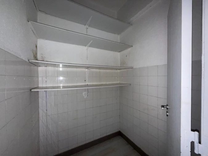 Loja para Venda em Rio de Mouro Foto 6