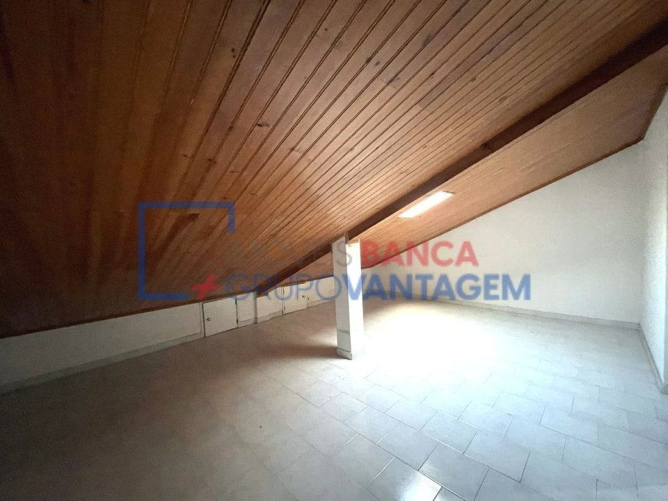 Apartamento T3 para Venda em Seixal, Arrentela e Aldeia de Paio Pires Foto 27