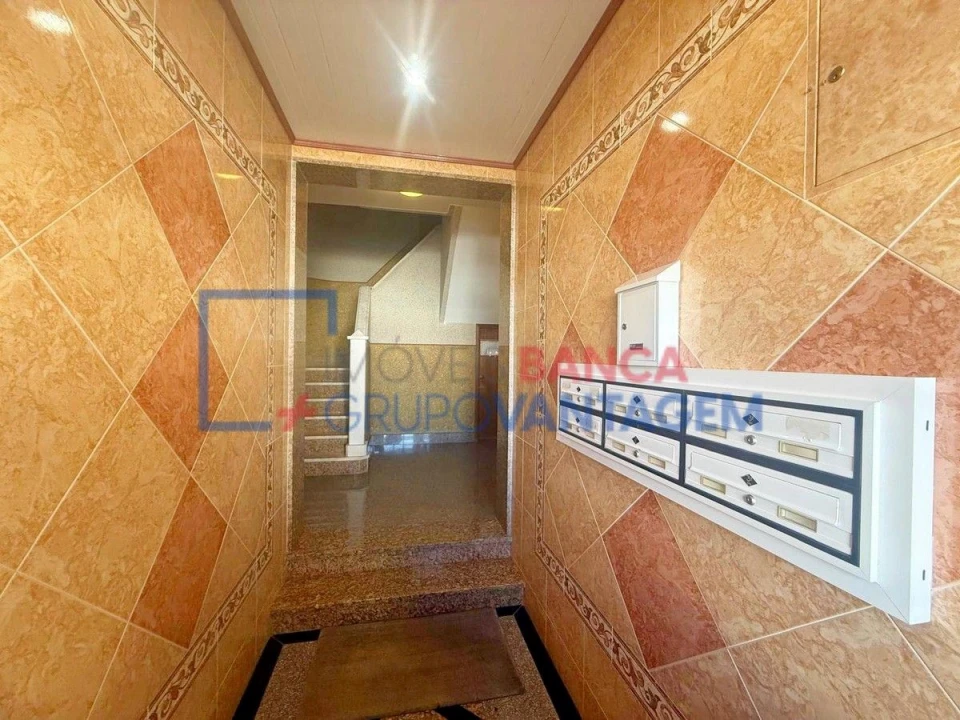 Apartamento T3 para Venda em Seixal, Arrentela e Aldeia de Paio Pires Foto 10