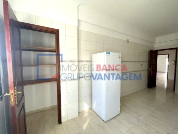 Apartamento T3 para Venda em Seixal, Arrentela e Aldeia de Paio Pires
