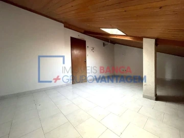 Apartamento T3 para Venda em Seixal, Arrentela e Aldeia de Paio Pires