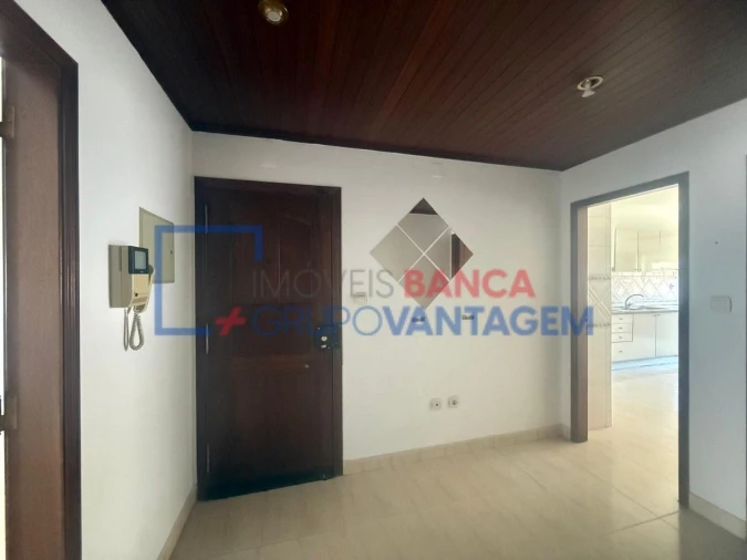 Apartamento T3 para Venda em Seixal, Arrentela e Aldeia de Paio Pires Foto 5