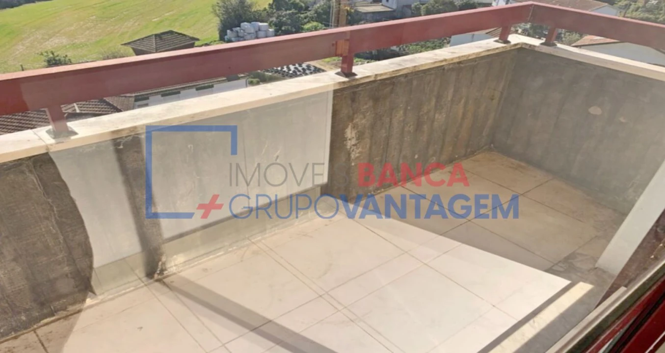 Apartamento T2 para Venda em Moreira Foto 4