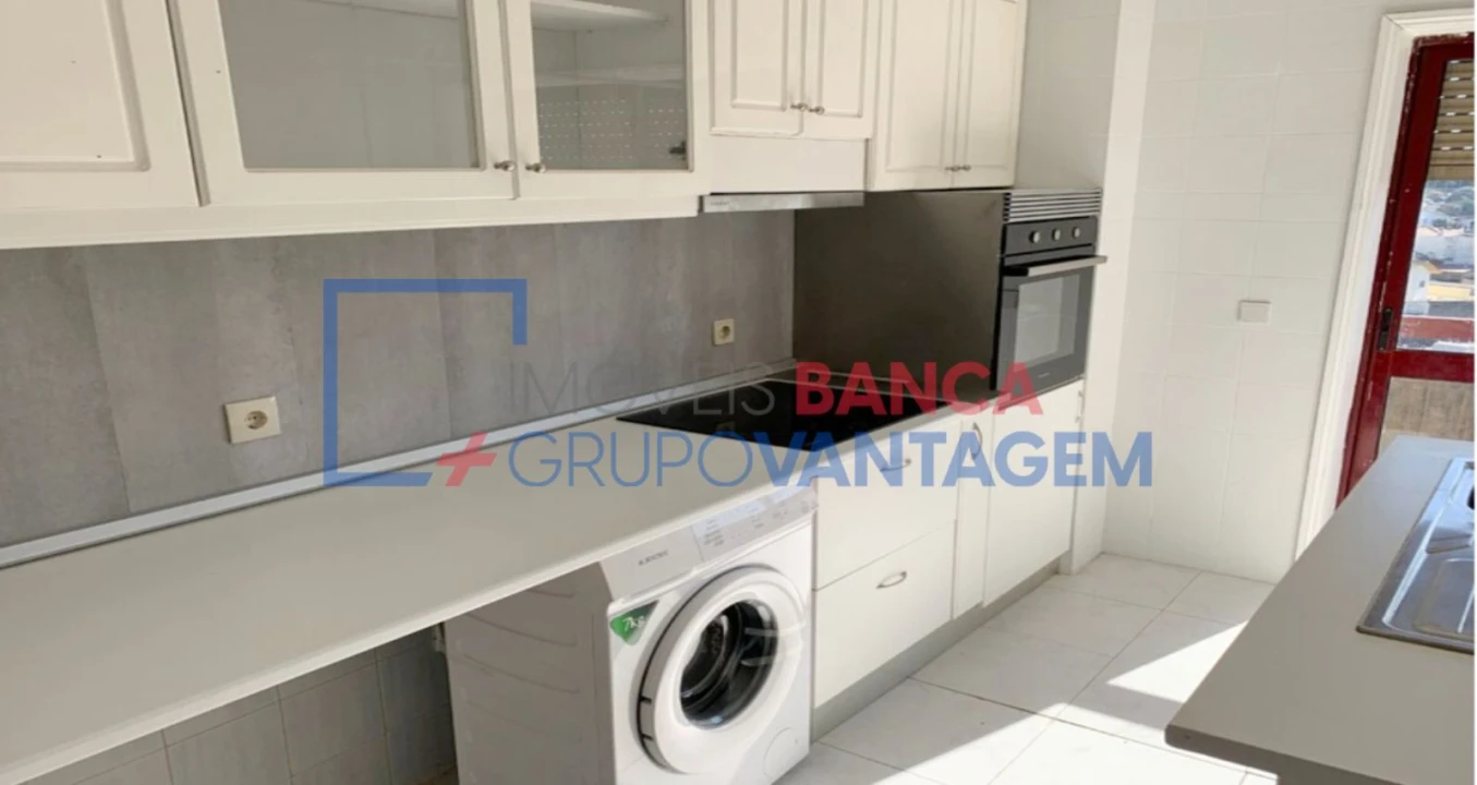 Apartamento T2 para Venda em Moreira Foto 10