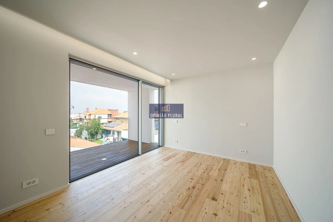 Moradia T4 para Venda em Canidelo Foto 16