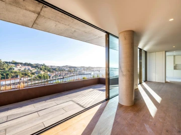 Apartamento T3 para Venda em Lordelo do Ouro e Massarelos