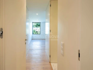Apartamento T3 para Venda em Lordelo do Ouro e Massarelos