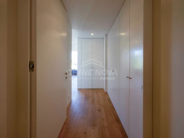 Apartamento T3 para Venda em Lordelo do Ouro e Massarelos