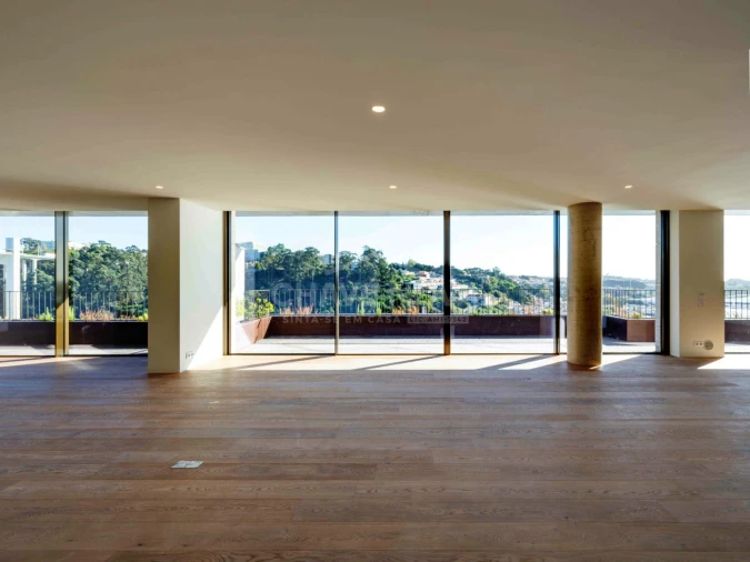 Apartamento T3 para Venda em Lordelo do Ouro e Massarelos Foto 2