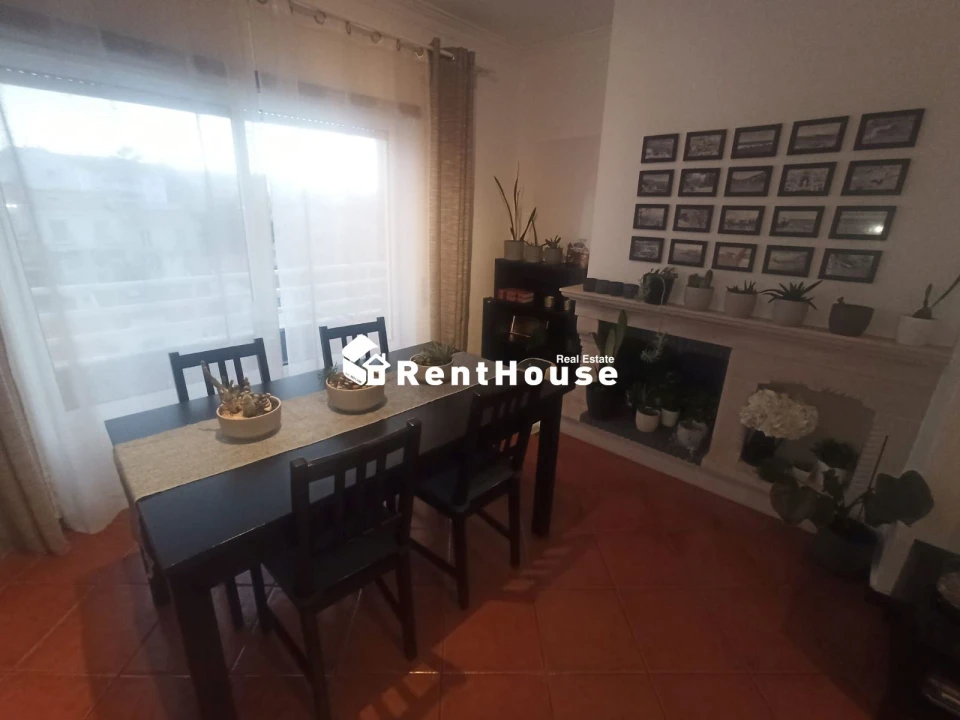 Apartamento T2 para Venda em Buarcos Foto 5