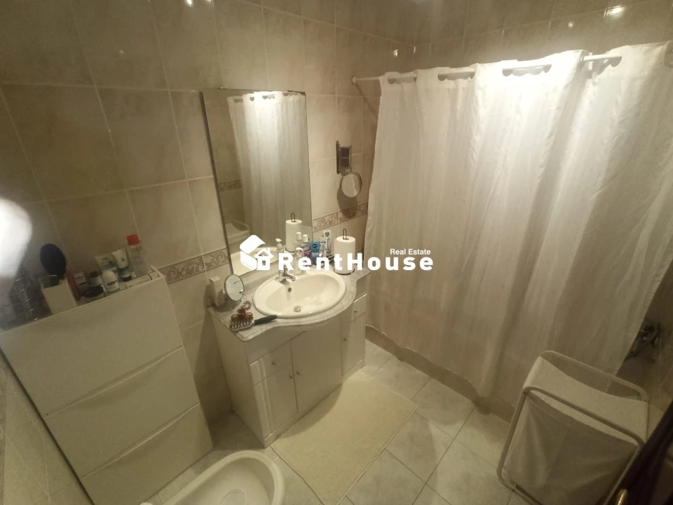 Apartamento T2 para Venda em Buarcos Foto 11