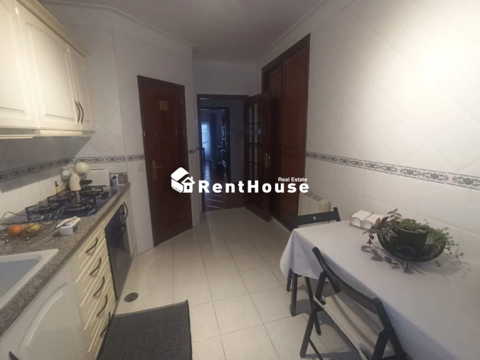 Apartamento T2 para Venda em Buarcos Foto 2