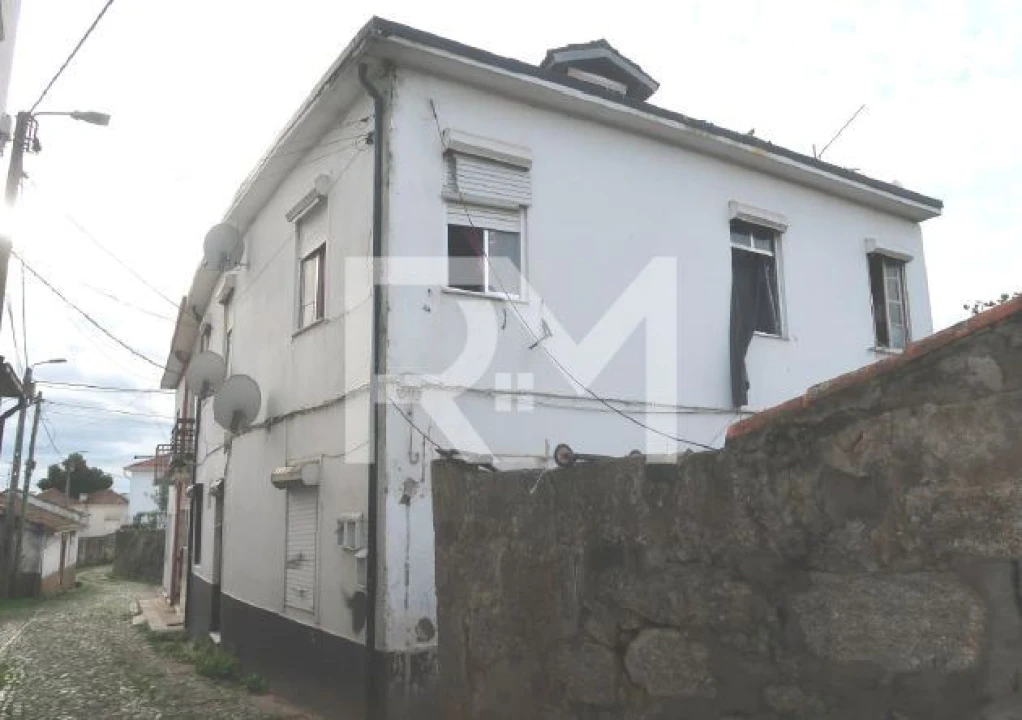 Moradia T4 para Venda em Campanhã Foto 3