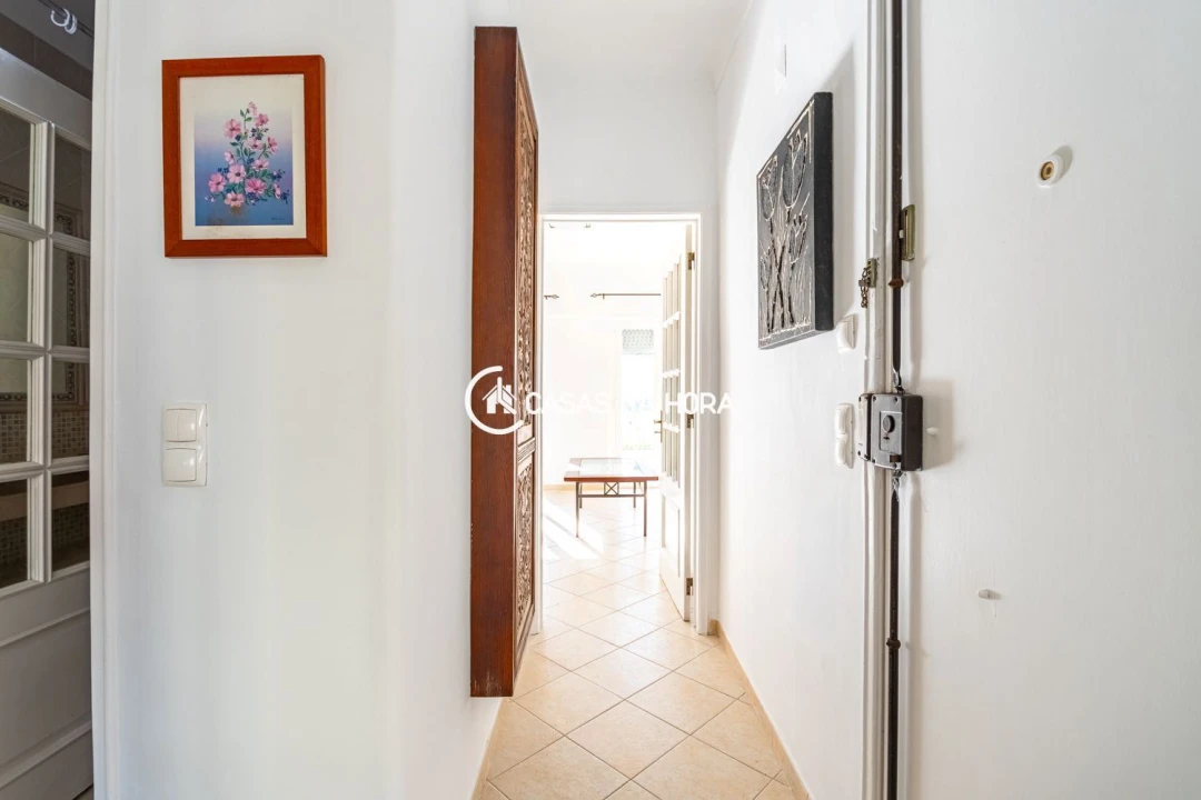 Apartamento T1 para Arrendamento em Algés, Linda-A-Velha e Cruz Quebrada-Dafundo Foto 10