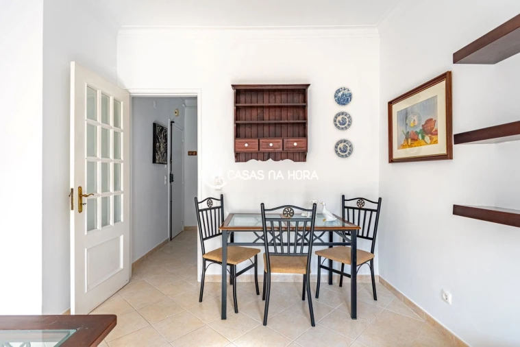 Apartamento T1 para Arrendamento em Algés, Linda-A-Velha e Cruz Quebrada-Dafundo Foto 4