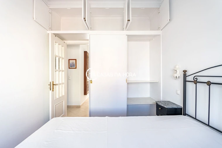 Apartamento T1 para Arrendamento em Algés, Linda-A-Velha e Cruz Quebrada-Dafundo Foto 16