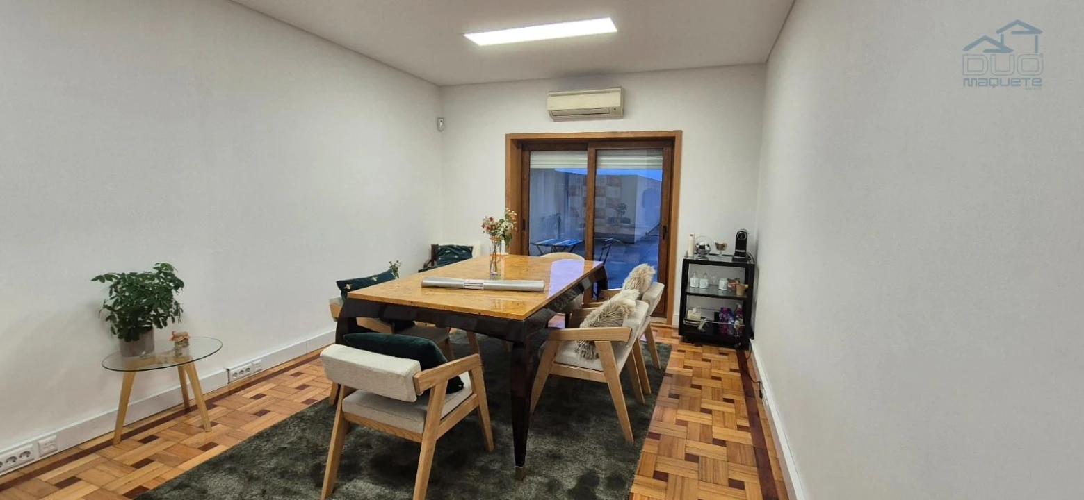 Escritório para Venda em Cedofeita, Santo Ildefonso, Sé, Miragaia, São Nicolau e Vitória Foto 7