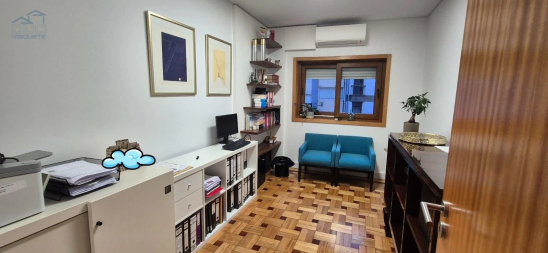 Escritório para Venda em Cedofeita, Santo Ildefonso, Sé, Miragaia, São Nicolau e Vitória Foto 1