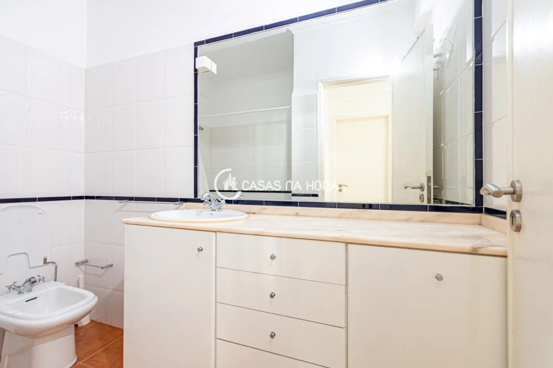 Apartamento T1 para Arrendamento em Oeiras e São Julião da Barra, Paço de Arcos e Caxias Foto 12