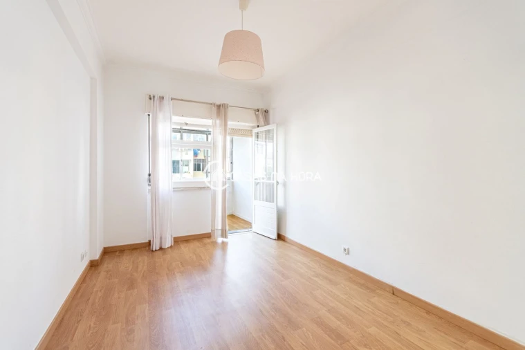 Apartamento T1 para Arrendamento em Oeiras e São Julião da Barra, Paço de Arcos e Caxias Foto 14