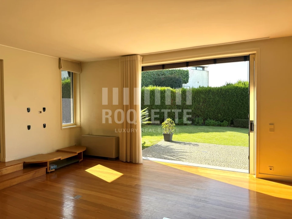 Moradia T4 para Venda em Aldoar, Foz do Douro e Nevogilde Foto 26