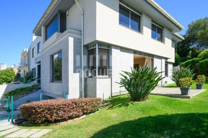 Moradia T4 para Venda em Aldoar, Foz do Douro e Nevogilde