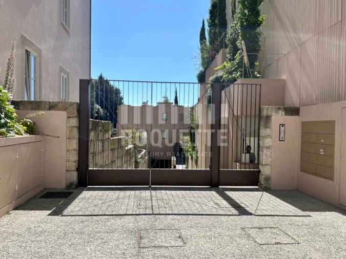 Apartamento T3 para Venda em Cedofeita, Santo Ildefonso, Sé, Miragaia, São Nicolau e Vitória Foto 2
