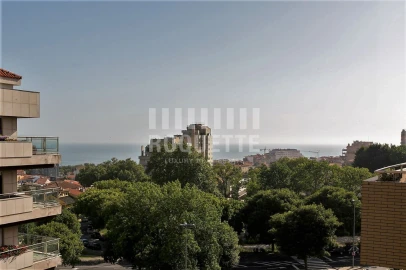 Apartamento T3 para Venda em Aldoar, Foz do Douro e Nevogilde