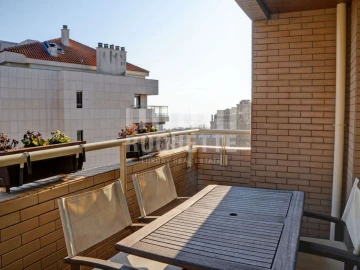 Apartamento T3 para Venda em Aldoar, Foz do Douro e Nevogilde