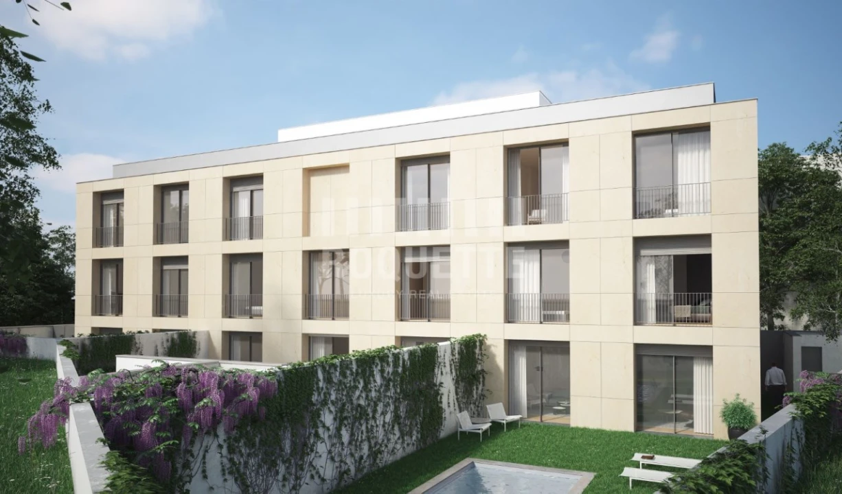 Apartamento T3 para Venda em Aldoar, Foz do Douro e Nevogilde Foto 1