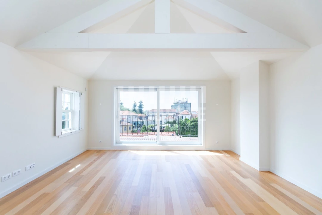 Apartamento T4 para Venda em Aldoar, Foz do Douro e Nevogilde Foto 3