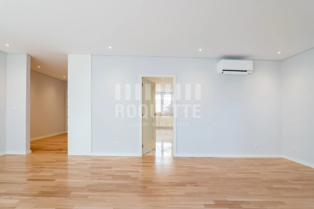 Apartamento T3 para Venda em Aldoar, Foz do Douro e Nevogilde Foto 7