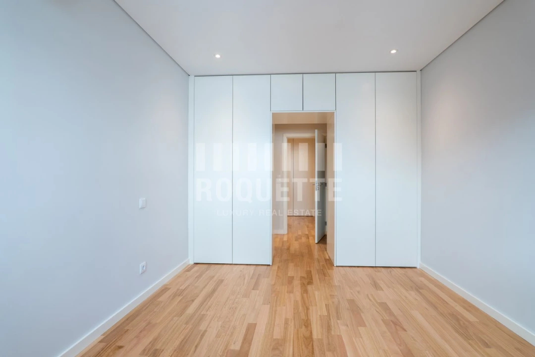 Apartamento T3 para Venda em Aldoar, Foz do Douro e Nevogilde Foto 22