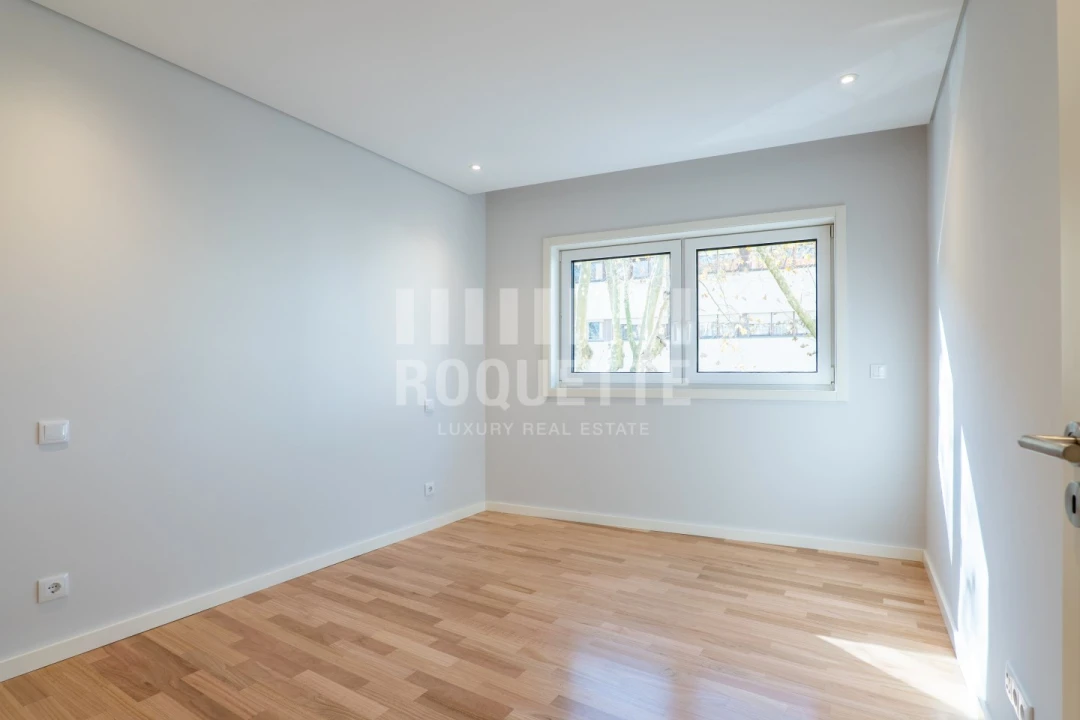 Apartamento T3 para Venda em Aldoar, Foz do Douro e Nevogilde Foto 28
