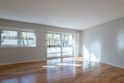 Apartamento T3 para Venda em Aldoar, Foz do Douro e Nevogilde