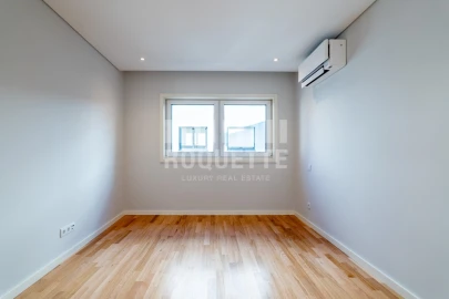 Apartamento T3 para Venda em Aldoar, Foz do Douro e Nevogilde