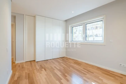 Apartamento T3 para Venda em Aldoar, Foz do Douro e Nevogilde