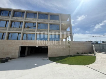 Apartamento T2 para Venda em Aldoar, Foz do Douro e Nevogilde