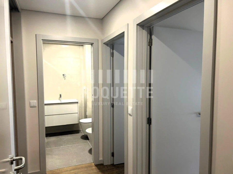 Apartamento T3 para Venda em Cedofeita, Santo Ildefonso, Sé, Miragaia, São Nicolau e Vitória Foto 6