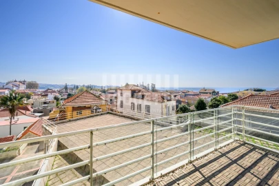 Apartamento T4 para Venda em Aldoar, Foz do Douro e Nevogilde