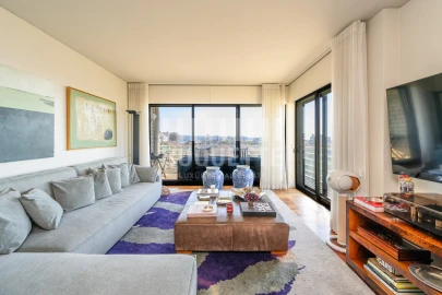 Apartamento T4 para Venda em Aldoar, Foz do Douro e Nevogilde