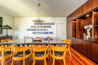 Apartamento T4 para Venda em Aldoar, Foz do Douro e Nevogilde